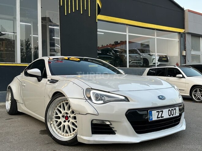 Subaru  2015, 133,445 km - 2.0 l - Bakı
