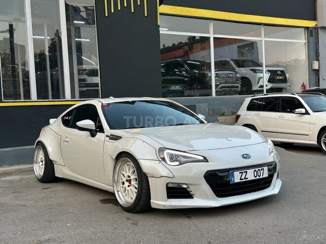Subaru  2015, 133,445 km - 2.0 l - Bakı