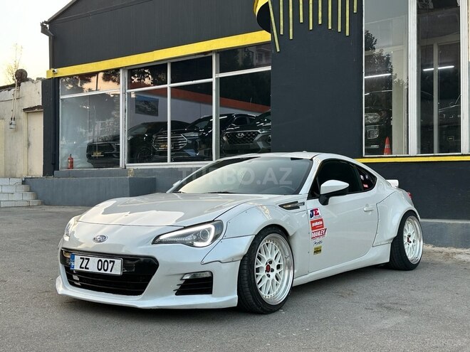 Subaru  2015, 133,445 km - 2.0 l - Bakı