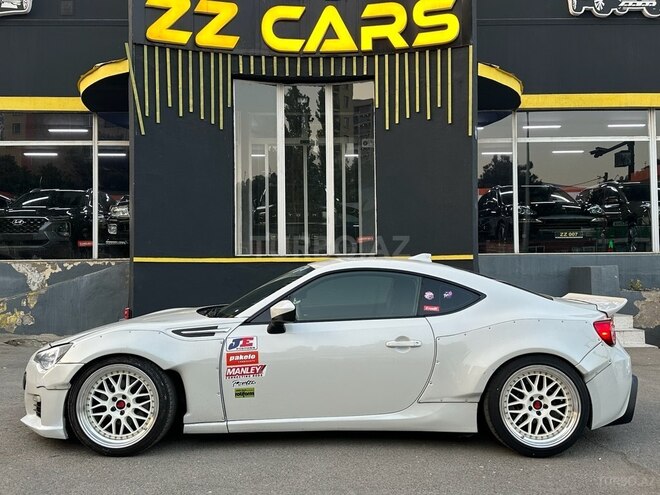 Subaru  2015, 133,445 km - 2.0 l - Bakı