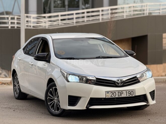 Toyota Corolla 2015, 192,000 km - 1.8 l - Gəncə