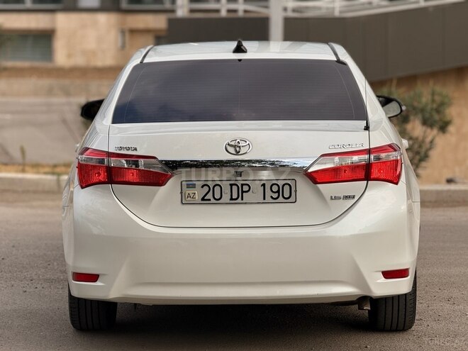 Toyota Corolla 2015, 192,000 km - 1.8 l - Gəncə