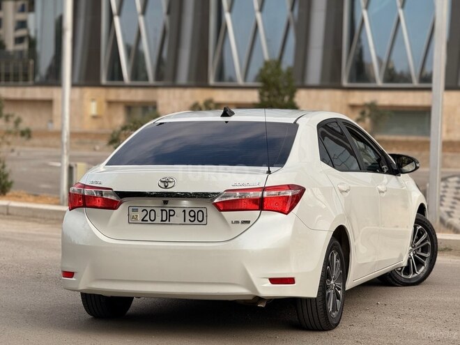 Toyota Corolla 2015, 192,000 km - 1.8 l - Gəncə