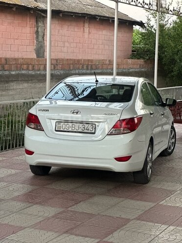 Hyundai Accent 2013, 600,000 km - 1.4 l - Bərdə