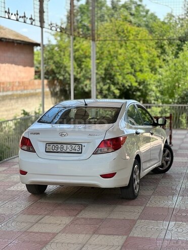 Hyundai Accent 2013, 600,000 km - 1.4 l - Bərdə