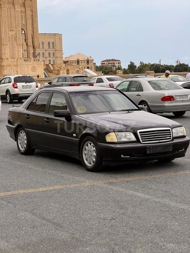 Mercedes C 180 1999, 365,000 km - 1.8 l - Bakı
