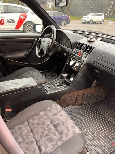 Mercedes C 180 1999, 365,000 km - 1.8 l - Bakı