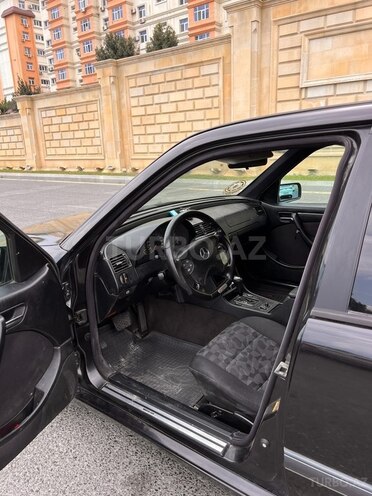 Mercedes C 180 1999, 365,000 km - 1.8 l - Bakı