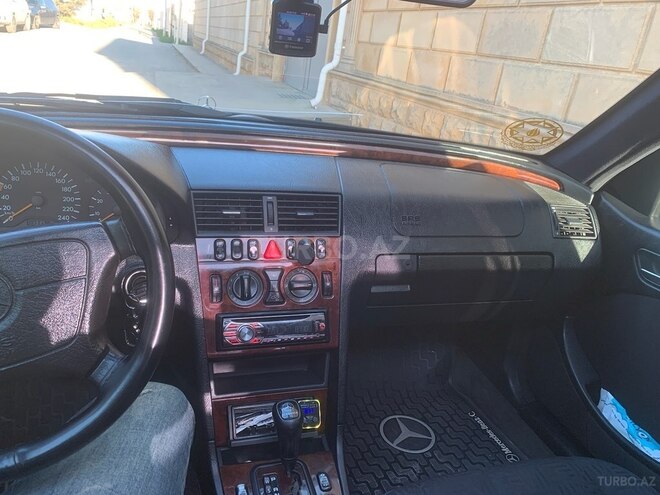Mercedes C 200 1998, 524,000 km - 2.0 l - Bakı