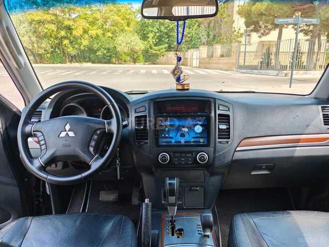 Mitsubishi Pajero 2008, 231,000 km - 3.0 l - Bakı