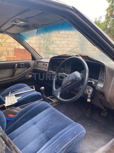 Toyota Crown 1989, 276,600 km - 2.5 l - Sumqayıt