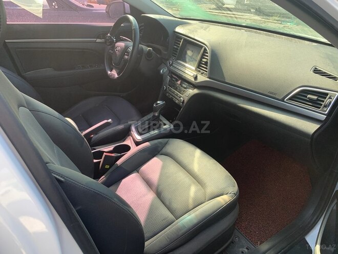 Hyundai Avante 2016, 125,000 km - 1.6 l - Bakı