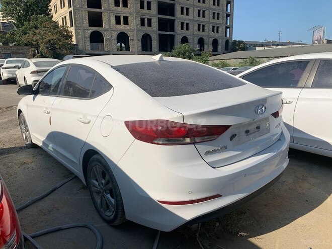 Hyundai Avante 2016, 125,000 km - 1.6 l - Bakı
