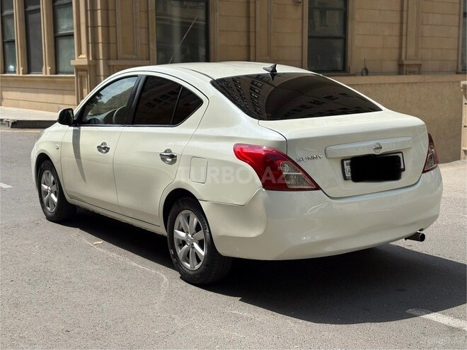 Nissan Sunny 2014, 184,000 km - 1.5 l - Bakı