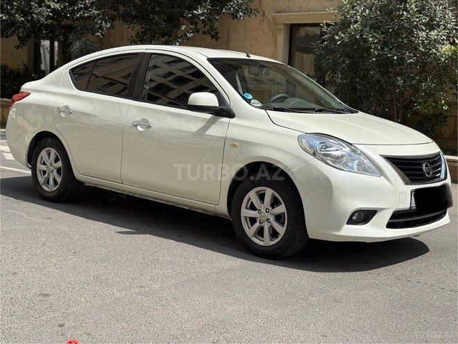 Nissan Sunny 2014, 184,000 km - 1.5 l - Bakı