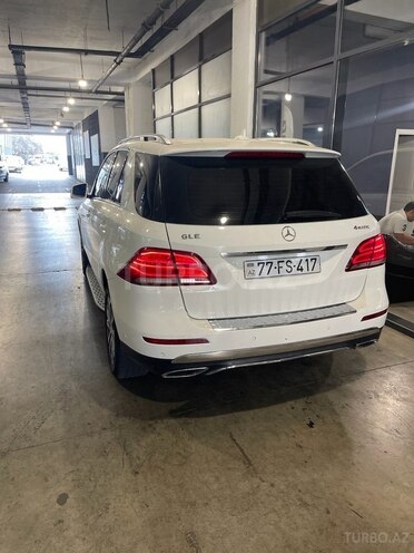 Mercedes GLE 250 4MATIC 2016, 186,000 km - 2.2 л - Bakı