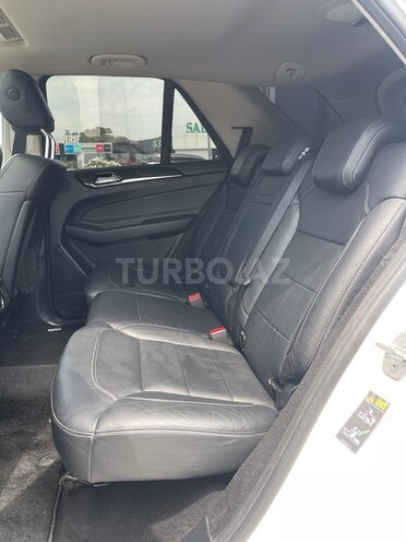 Mercedes GLE 250 4MATIC 2016, 186,000 km - 2.2 л - Bakı