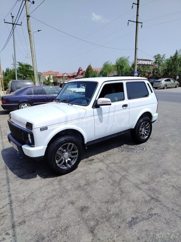 LADA (VAZ) Niva 2015, 122,000 km - 1.7 l - Qusar