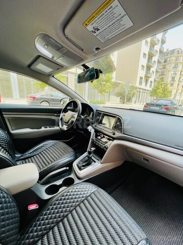 Hyundai Elantra 2016, 75,722 km - 2.0 l - Bakı