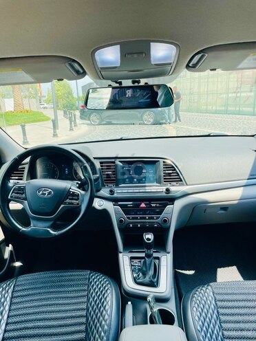 Hyundai Elantra 2016, 75,722 km - 2.0 l - Bakı