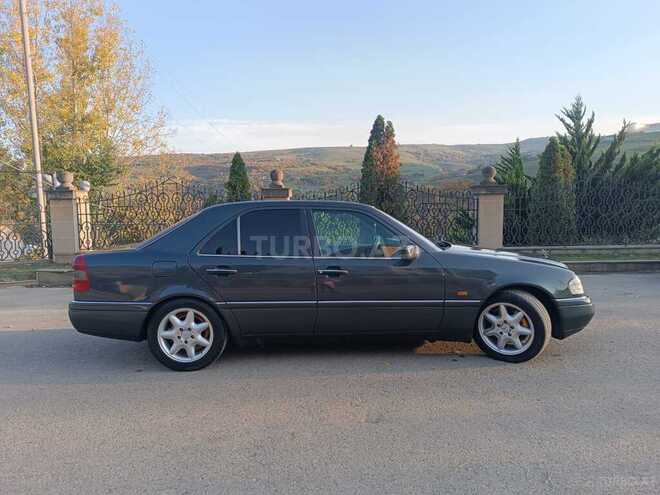 Mercedes C 200 1994, 400,000 km - 2.0 л - Yardımlı