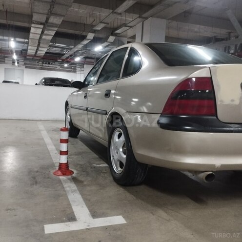 Opel Vectra 1998, 280,000 km - 1.8 l - Bakı