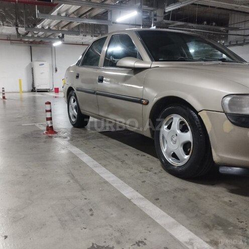 Opel Vectra 1998, 280,000 km - 1.8 l - Bakı