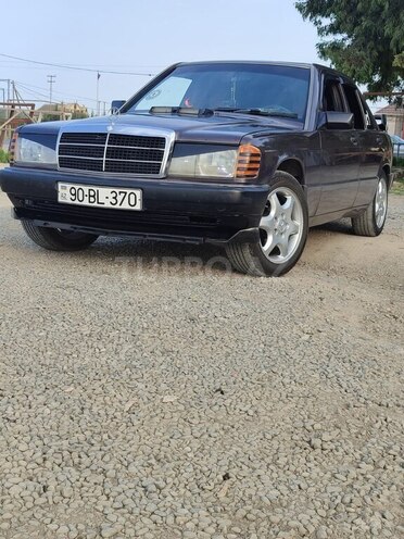 Mercedes 190 1991, 500,000 km - 2.0 l - Salyan