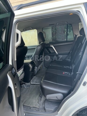 Toyota Land Cruiser Prado 2012, 220,000 km - 2.7 l - Bakı