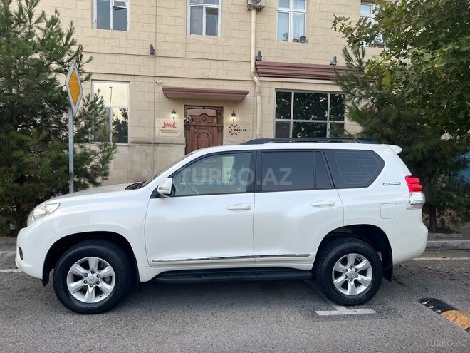 Toyota Land Cruiser Prado 2012, 220,000 km - 2.7 l - Bakı