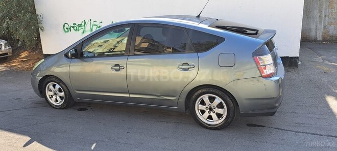 Toyota Prius 2005, 300,000 km - 1.5 l - Bakı