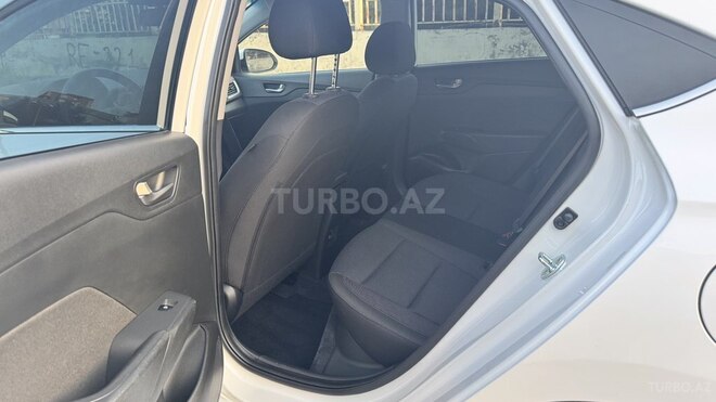 Hyundai Accent 2022, 31,000 km - 1.6 л - Bakı