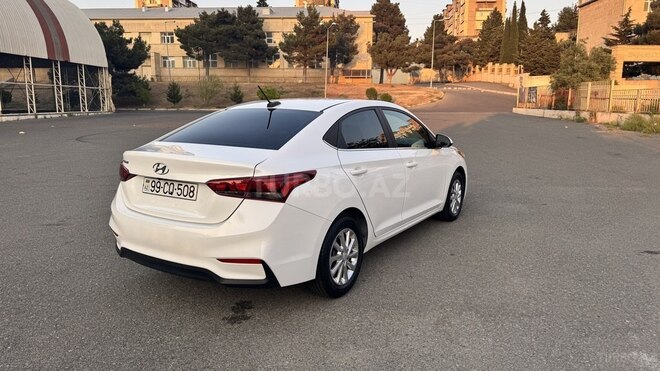 Hyundai Accent 2022, 31,000 km - 1.6 л - Bakı