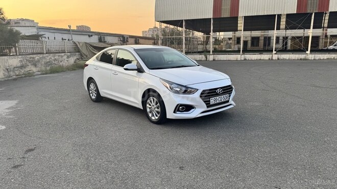 Hyundai Accent 2022, 31,000 km - 1.6 л - Bakı