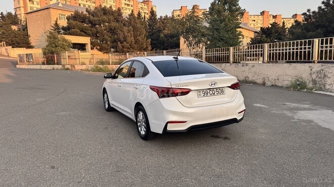 Hyundai Accent 2022, 31,000 km - 1.6 л - Bakı