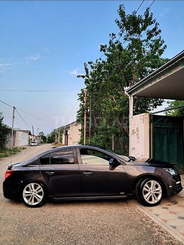 Chevrolet Cruze 2015, 304,009 km - 1.4 л - Qazax