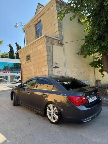 Chevrolet Cruze 2015, 304,009 km - 1.4 л - Qazax