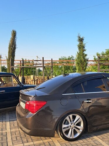 Chevrolet Cruze 2015, 304,009 km - 1.4 л - Qazax