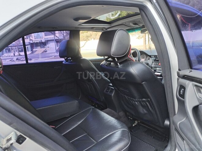 Mercedes E 320 2000, 182,000 km - 3.2 l - Bakı