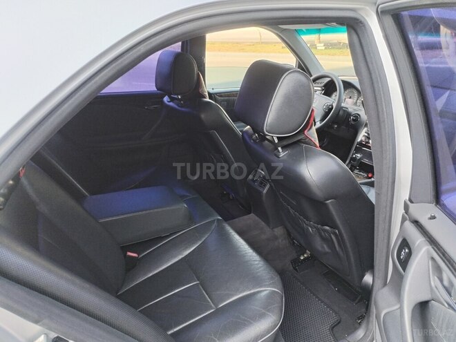 Mercedes E 320 2000, 182,000 km - 3.2 l - Bakı