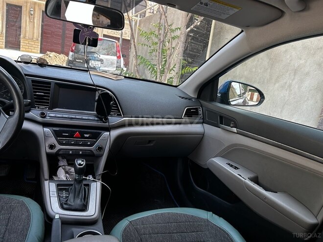 Hyundai Elantra 2016, 188,293 km - 2.0 l - Bakı