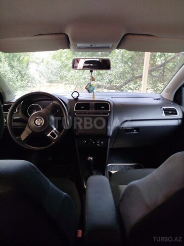 Volkswagen Polo 2012, 270,000 km - 1.2 l - Gəncə