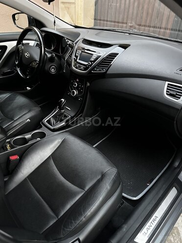 Hyundai Elantra 2014, 370,000 km - 1.8 л - Bakı