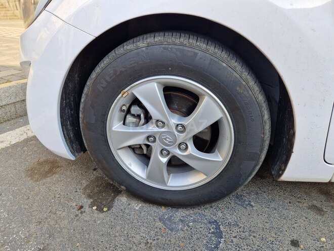 Hyundai Avante 2014, 187,252 km - 1.6 l - Bakı