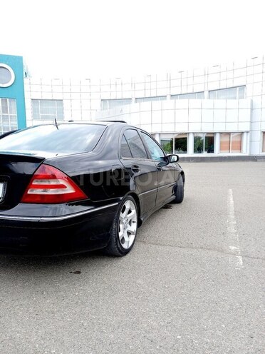 Mercedes C 230 2007, 278,325 km - 2.5 l - Qazax