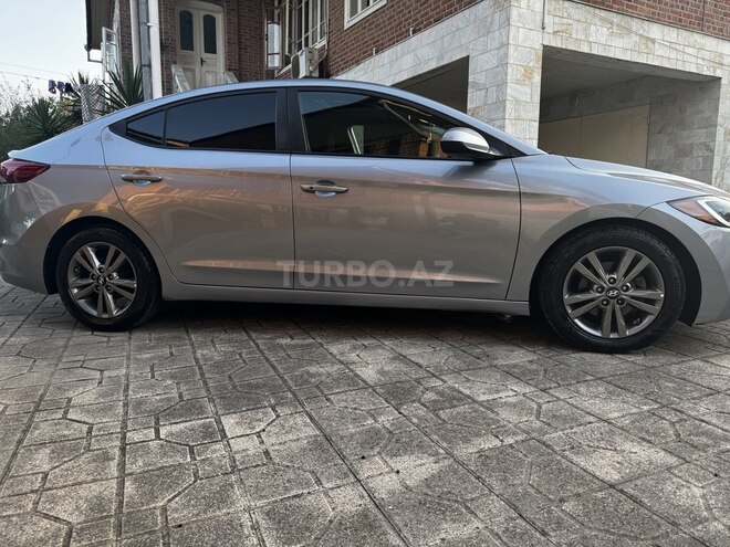 Hyundai Elantra 2017, 177,028 km - 2.0 l - Bakı