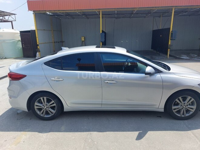 Hyundai Elantra 2016, 22,499 km - 2.0 l - Bakı