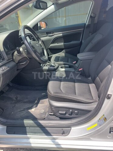 Hyundai Elantra 2016, 22,499 km - 2.0 l - Bakı