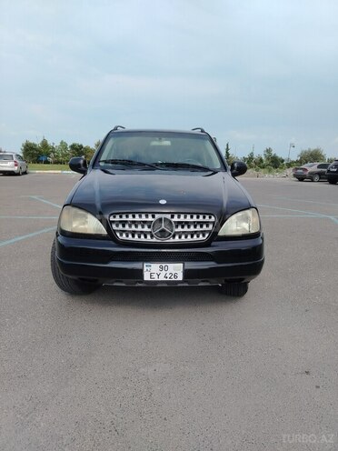 Mercedes ML 320 4MATIC 2000, 215,730 km - 3.2 l - Sumqayıt