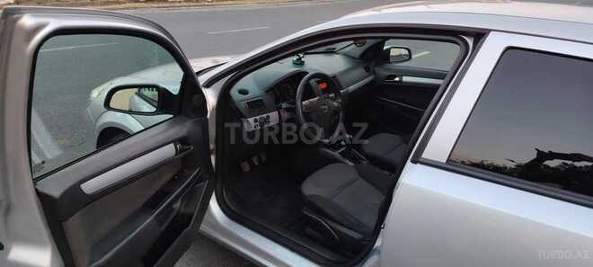 Opel Astra 2005, 315,000 km - 2.0 l - Zaqatala